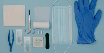 Medical equipment and bandages